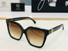 Picture of Versace Sunglasses _SKUfw55827461fw